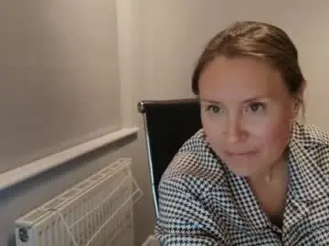 Chaturbate Free Porn Cam of eatmypie69