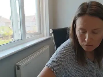Chaturbate Free Live Porn of eatmypie69