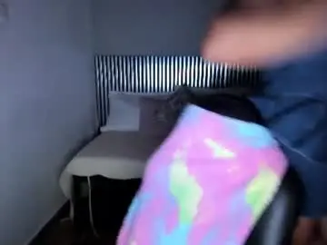 Chaturbate Free Live Porn of little_alli