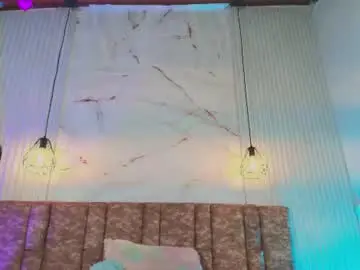 Chaturbate Live Sex Cam of tiffany_johnson111