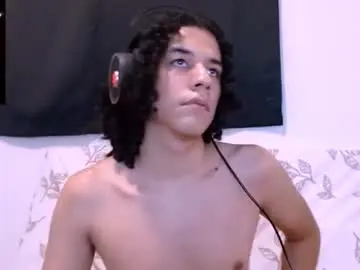Chaturbate Watch Live Sex Cams of isidroglasc
