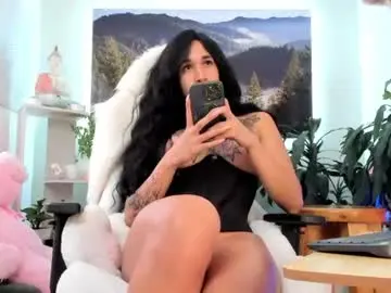 Chaturbate Sex Cam of jhoanna_largo