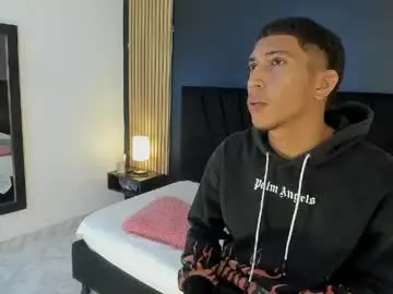 Chaturbate Watch Live Sex Cams of dilanx18