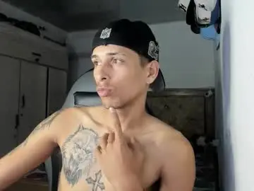 Chaturbate Free Porn Cam of masteralda09
