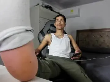 Chaturbate Free Porn Cam of masteralda09