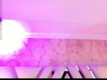 Chaturbate Watch Live Sex Cams of isa_doux