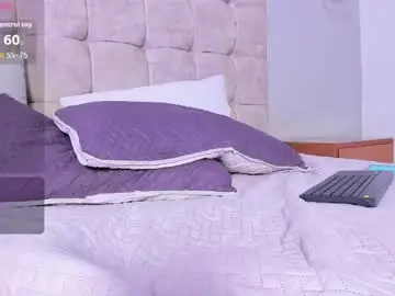 Chaturbate Adult Video Chat of cristal_wom