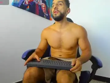 Chaturbate Live Sex Cam of yiyo10_