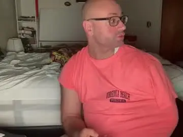 Chaturbate Live Sex Cam of bigbackmuscles1296