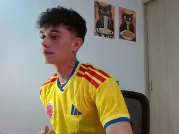 Chaturbate Watch Live Sex Cams of jaico_santos1