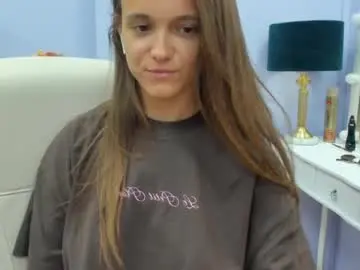 Chaturbate Watch Live Sex Cams of emilly_lust99