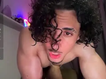 Chaturbate Live Sex Cam of legendash54