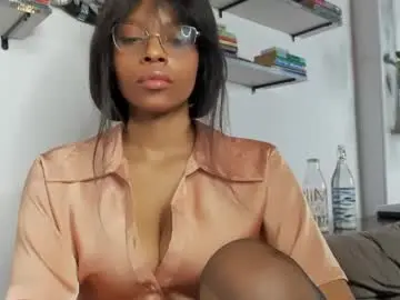 Chaturbate Free Live Porn of bellahproudly