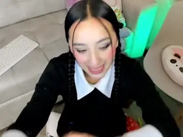Chaturbate Live Sex of tiny_cora