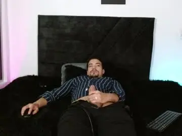 Chaturbate Sex Cam of ian_davis