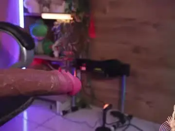 Chaturbate Best live sex cam show of mila_snoow