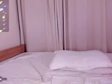 Chaturbate Live Sex Cam of moonlight8_