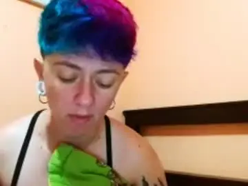 Chaturbate Adult Video Chat of tomboyblue