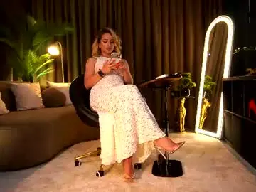 Chaturbate Free Live Porn of miss_ema_divine
