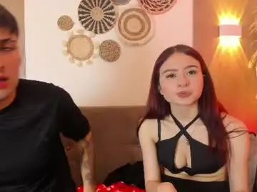 Chaturbate Live Sex Cam of rousse_n_kenji