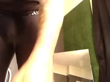 Chaturbate Nude Webcam of bigpussypump