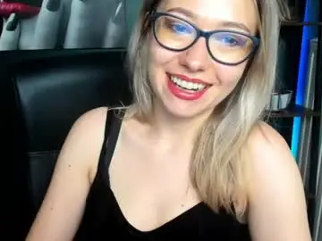 Chaturbate Sex Cam of heidi_pleasure
