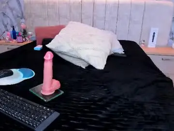 Chaturbate Best live sex cam show of kiana_cream