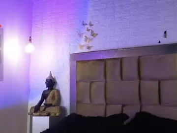 Chaturbate Watch Live Sex Cams of dahiana_williamss