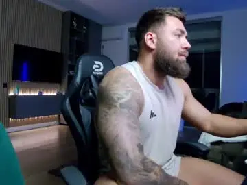 Chaturbate Live Sex Cam of enrikoblue