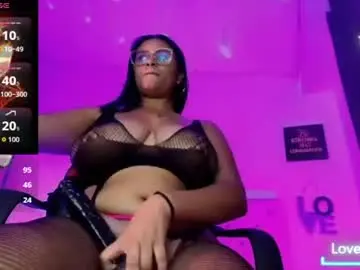 Chaturbate Sex Chat of kiaravelvet_