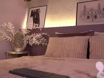 Chaturbate Watch Live Sex Cams of ellediane