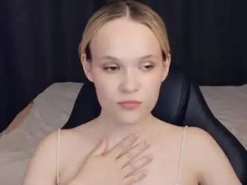 Chaturbate Free Porn Cam of thehousemaid1
