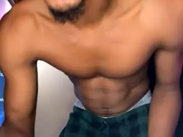 Chaturbate Live Porn of trillahung