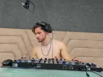 Chaturbate Live Sex of axel_porn_