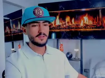 Chaturbate Watch Live Sex Cams of david_johnson372