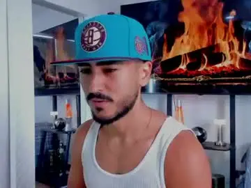 Chaturbate Adult Video Chat of david_johnson372