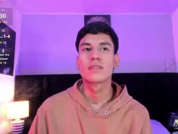 Chaturbate Free Porn Cam of damien_howard