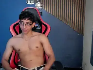 Chaturbate Adult Webcam of julianrouss