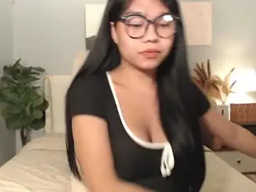 Chaturbate Adult Webcams of hotasian_gabby69