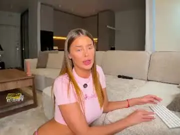 Chaturbate Live Sex Cam of bianca_lawwson_