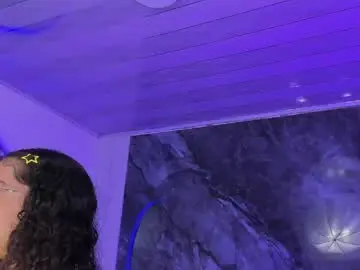 Chaturbate Adult Video Chat of kiara_lovelyy