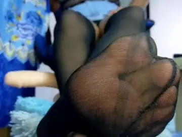 Chaturbate Free Live Porn of diamond_lucy83