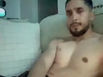 Chaturbate Free Porn Cam of papicubano_guapo23cm