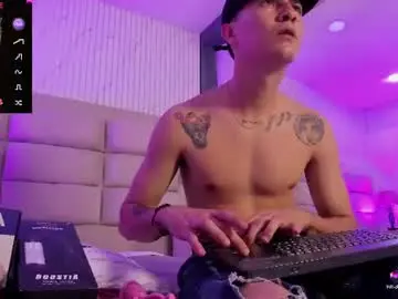 Chaturbate Best live sex cam show of diamondss_1