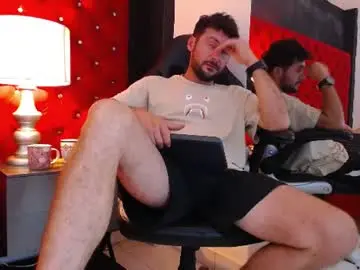 Chaturbate Live Porn of erickpritz_xh