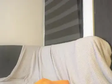 Chaturbate Live Sex of leiaah__