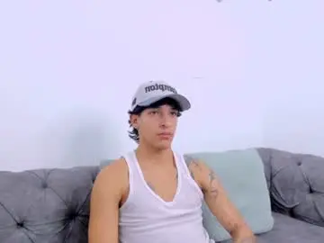 Chaturbate Adult Video Chat of kroywave