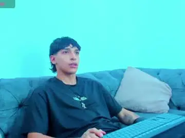 Chaturbate Free Live Porn of kroywave
