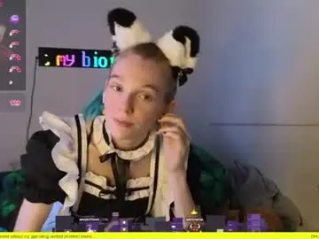 Chaturbate Nude Webcam of shyohiogirl
