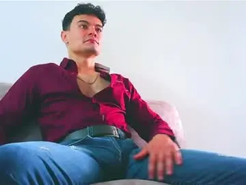Chaturbate Adult Video Chat of jhohannes_maximo